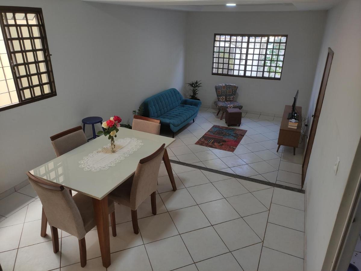 הוילה Casa Completa Com Piscina Em Bairro Nobre De Uberlândia מראה חיצוני תמונה