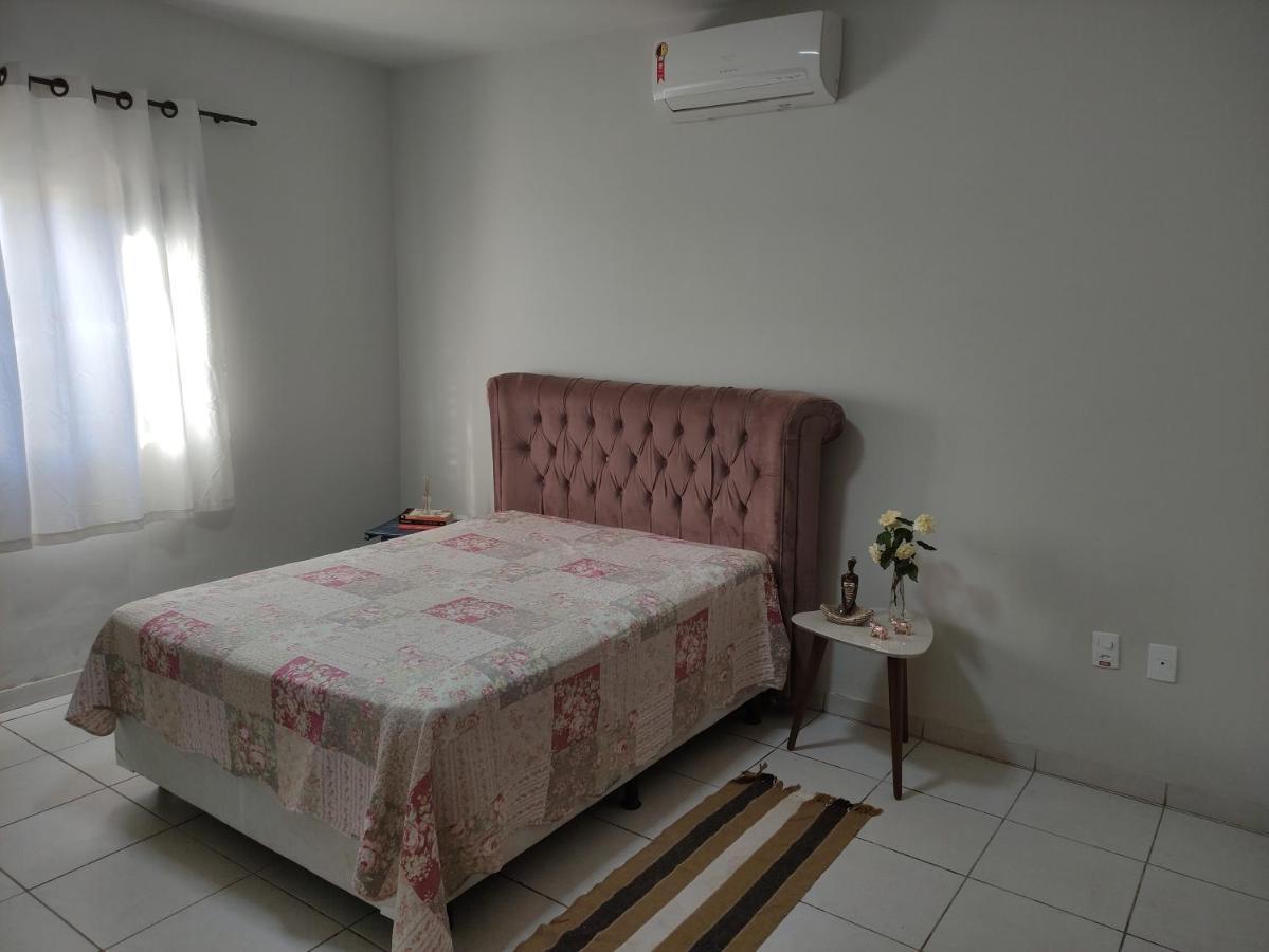 הוילה Casa Completa Com Piscina Em Bairro Nobre De Uberlândia מראה חיצוני תמונה